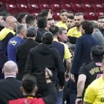 Galatasaray'da Son Dakika Gelişmesi: Stat Müdürü Ali Çelikkıran'ın Boynunda ve Kaburgasında Kırık Tespit Edildi